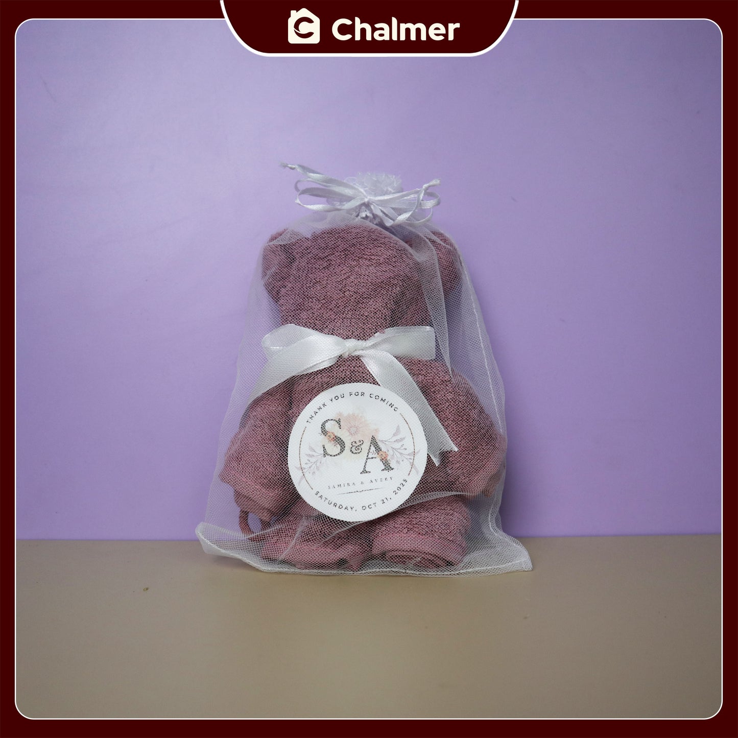 Souvenir Boneka Lap Tangan Handuk Chalmer 40 x 40 cm