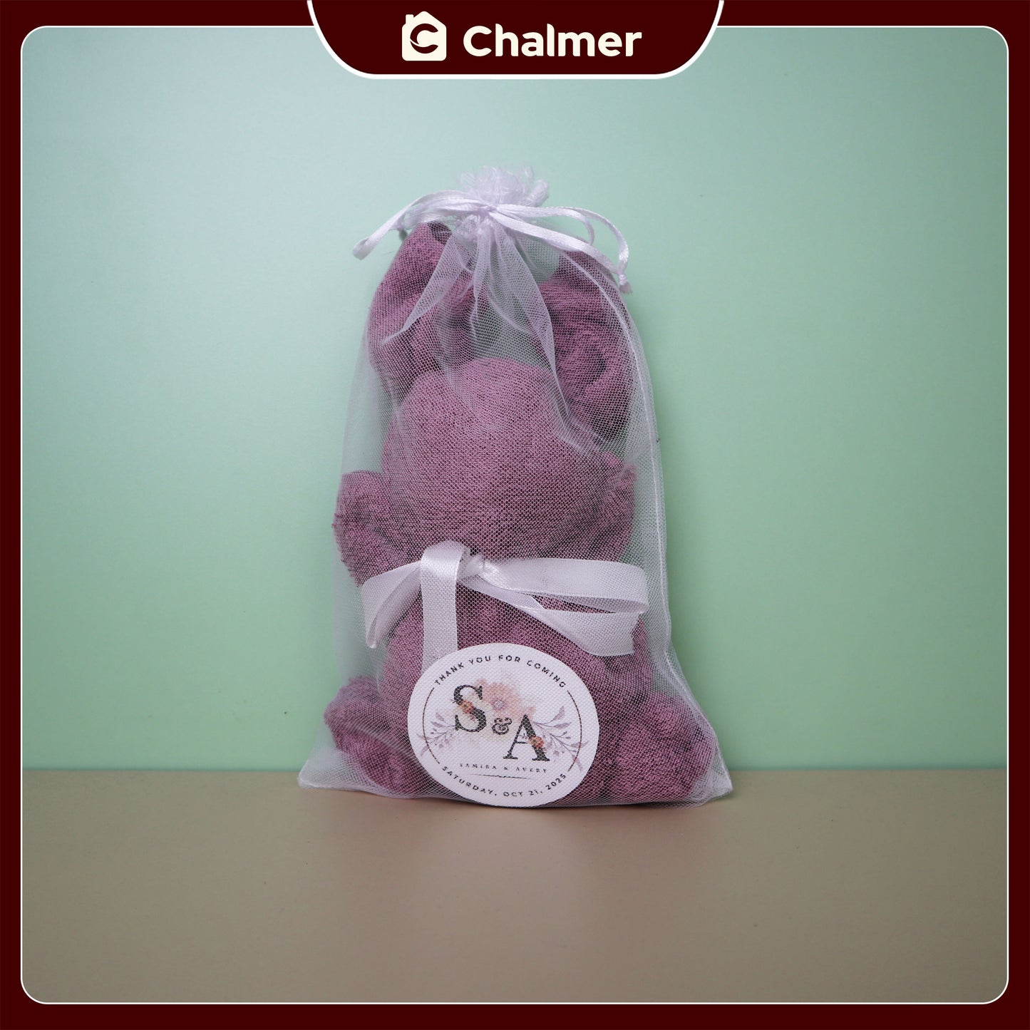 Souvenir Boneka Lap Tangan Handuk Chalmer 40 x 40 cm
